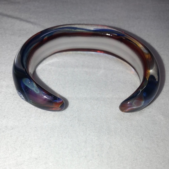 Signed Hand Blown Art Glass Swirl Cuff Bracelet - Picture 5 of 9